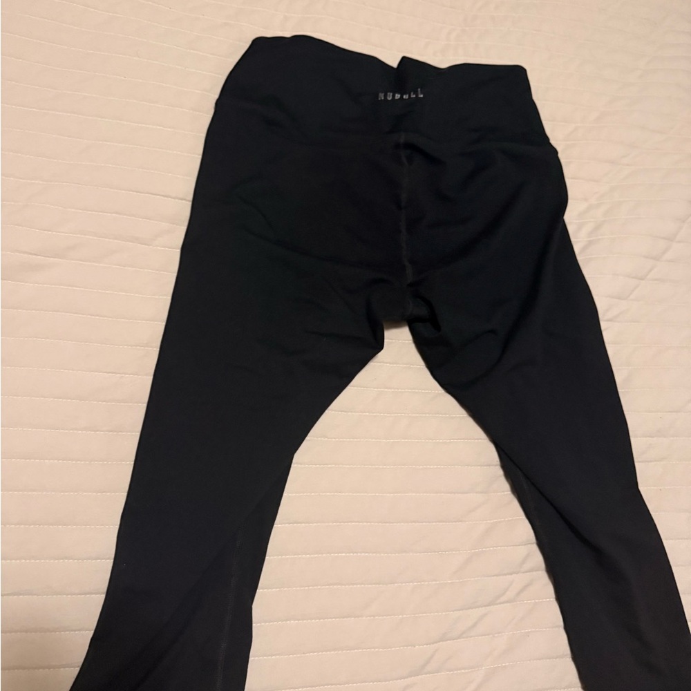 NOBULL Matte Black crop leggings
